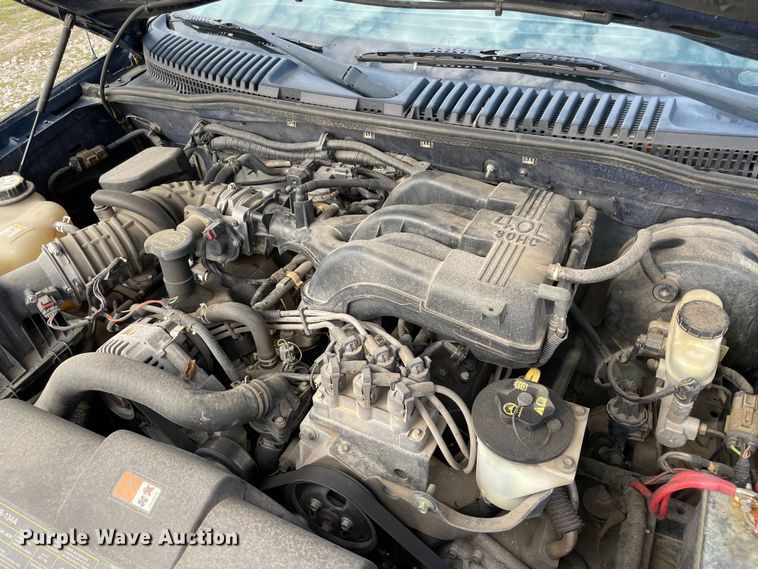 image for item MM9439 2004 Ford Explorer  SUV