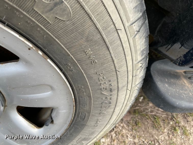 image for item MM9439 2004 Ford Explorer  SUV