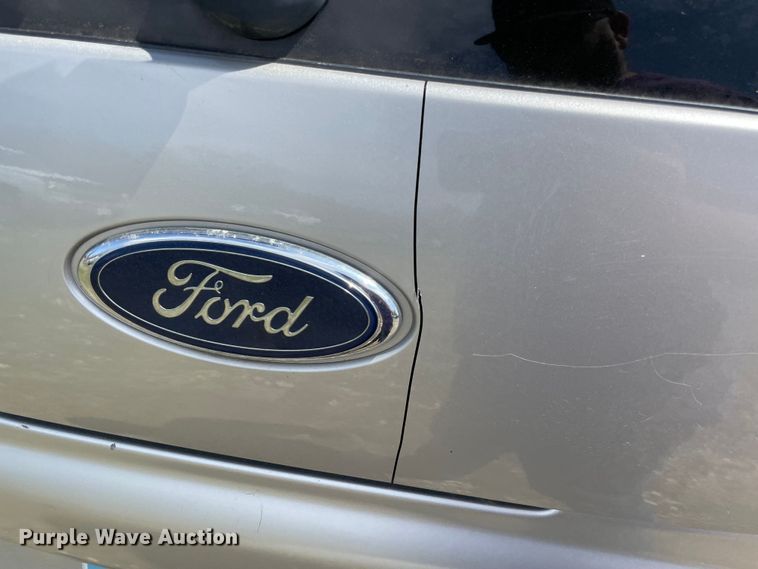 image for item MM9440 2005 Ford Explorer  SUV