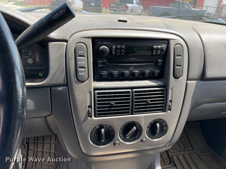 image for item MM9440 2005 Ford Explorer  SUV