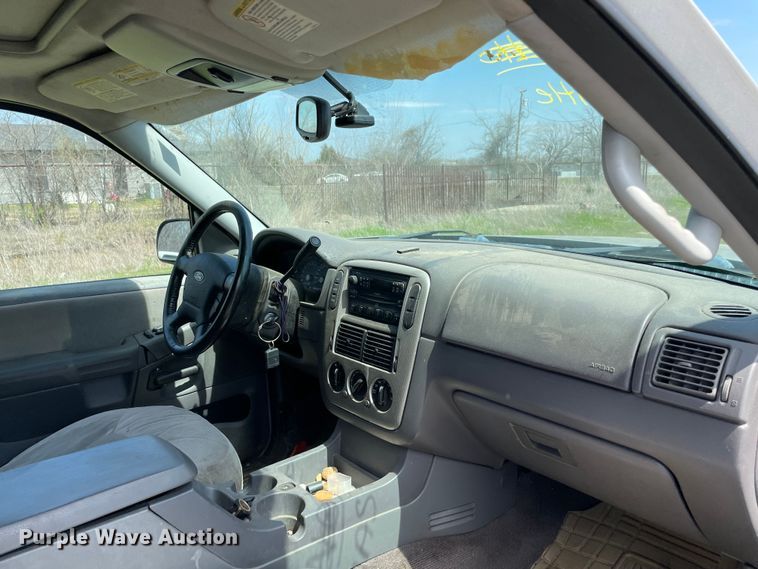 image for item MM9440 2005 Ford Explorer  SUV