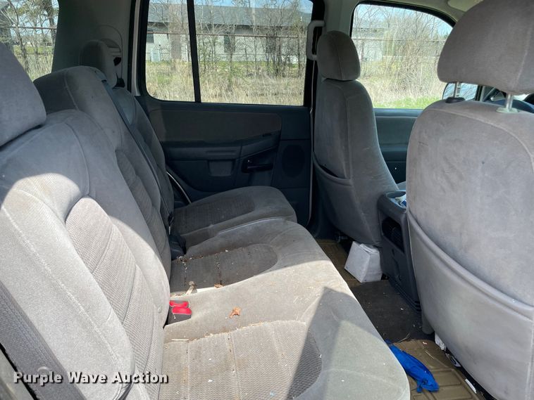 image for item MM9440 2005 Ford Explorer  SUV