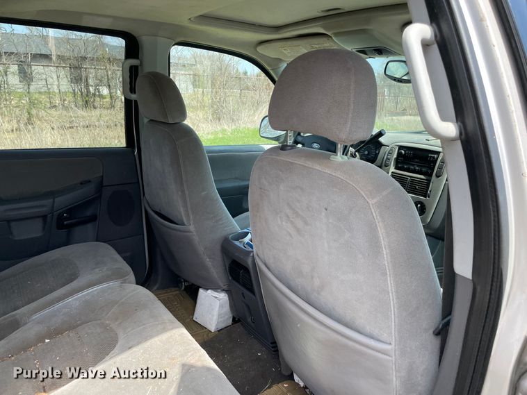 image for item MM9440 2005 Ford Explorer  SUV