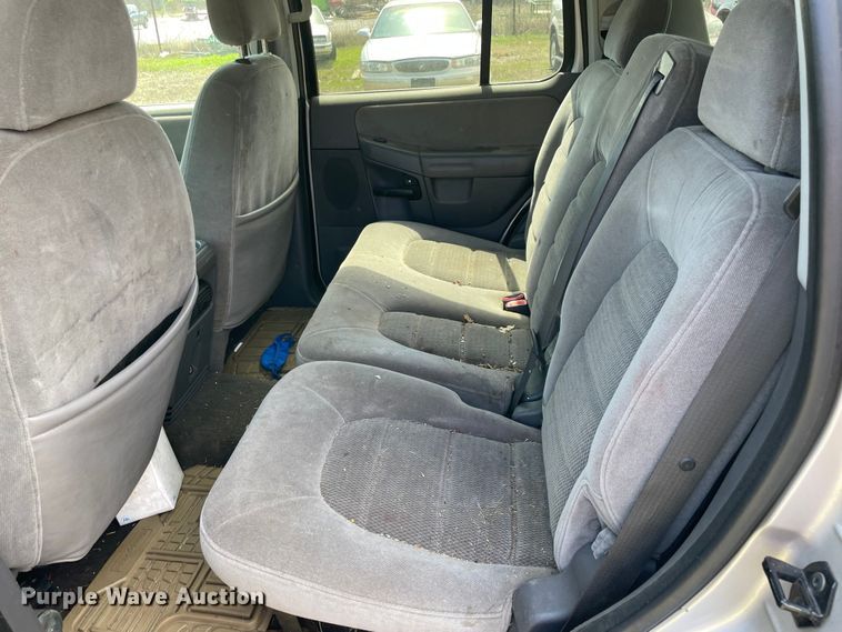 image for item MM9440 2005 Ford Explorer  SUV