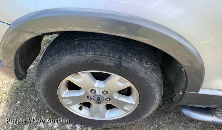 image for item MM9440 2005 Ford Explorer  SUV