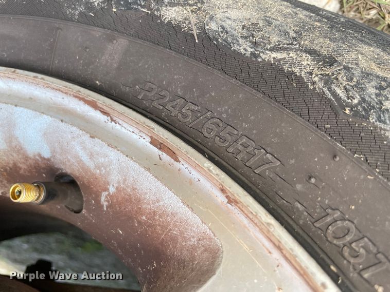 image for item MM9440 2005 Ford Explorer  SUV