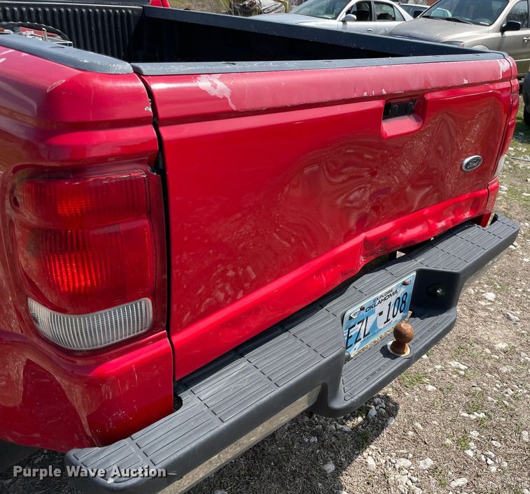 image for item MM9442 2000 Ford Ranger  SuperCab pickup truck