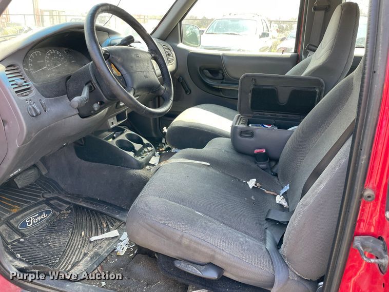 image for item MM9442 2000 Ford Ranger  SuperCab pickup truck