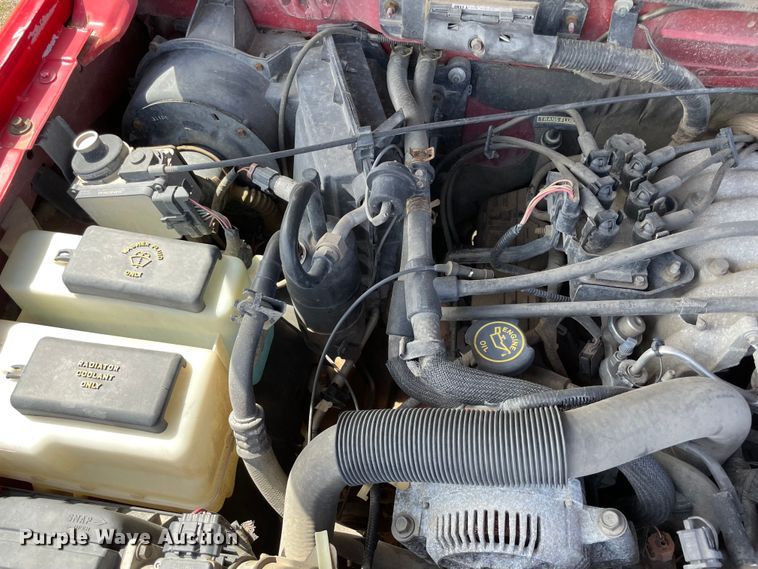 image for item MM9442 2000 Ford Ranger  SuperCab pickup truck