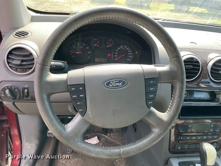 image for item MM9443 2007 Ford Freestyle SEL  SUV