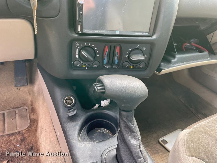 image for item MM9444 2005 Chevrolet Monte Carlo