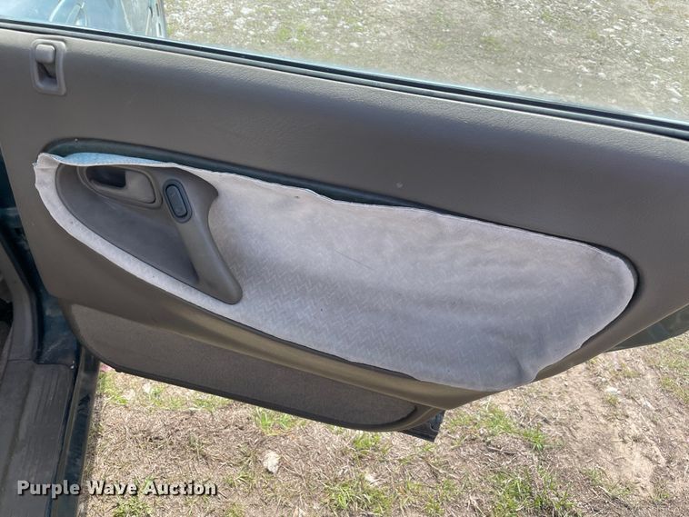 image for item MM9449 1995 Mazda 626