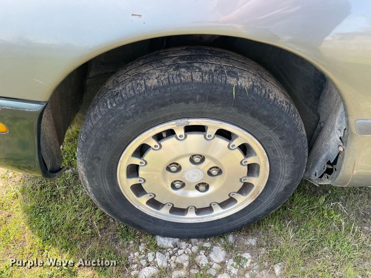 image for item MM9449 1995 Mazda 626