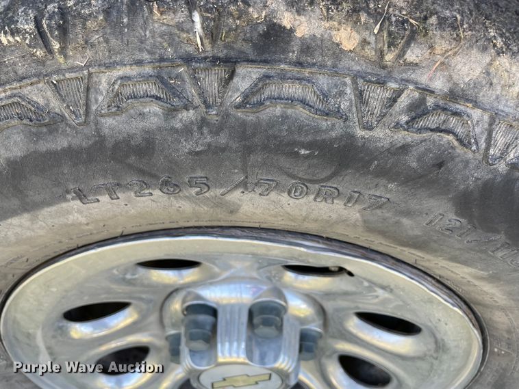 image for item MM9450 2005 Chevrolet Silverado 1500  Ext. Cab pickup truck