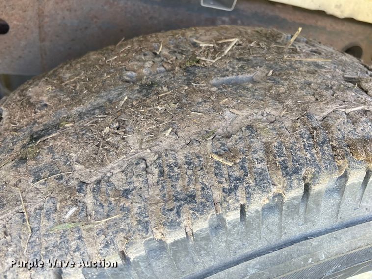 image for item MM9450 2005 Chevrolet Silverado 1500  Ext. Cab pickup truck