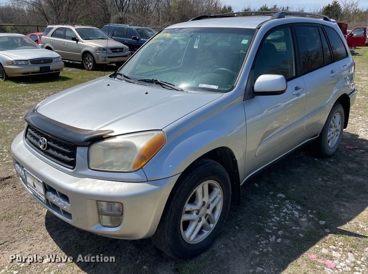 image for item MM9451 2002 Toyota Rav4 L  SUV