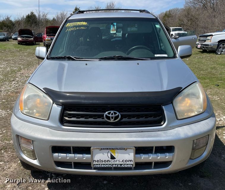 image for item MM9451 2002 Toyota Rav4 L  SUV