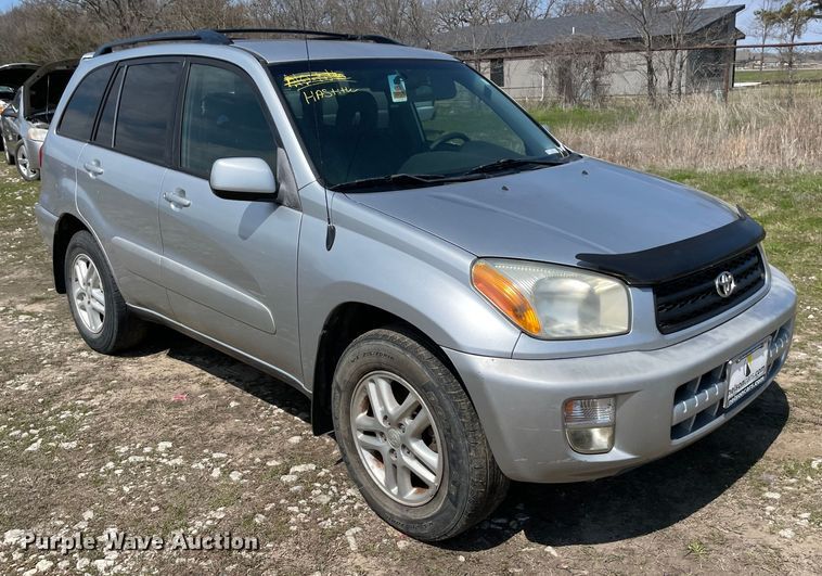image for item MM9451 2002 Toyota Rav4 L  SUV