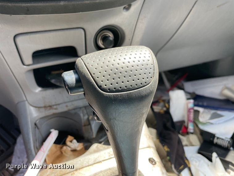 image for item MM9451 2002 Toyota Rav4 L  SUV