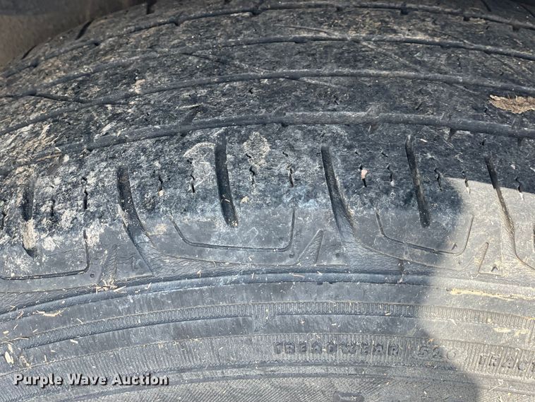 image for item MM9451 2002 Toyota Rav4 L  SUV