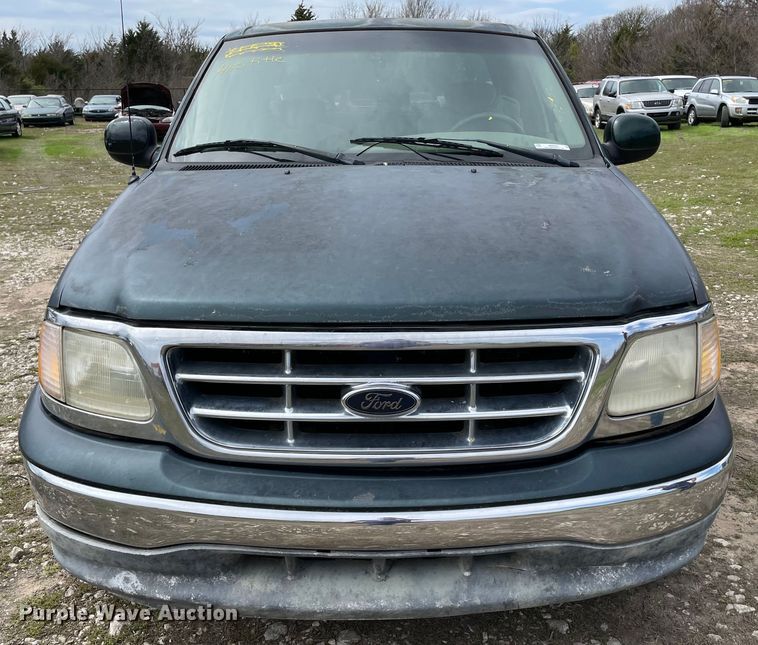 image for item MM9453 2001 Ford F150  SuperCab pickup truck