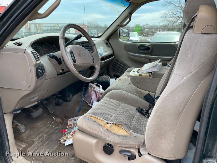 image for item MM9453 2001 Ford F150  SuperCab pickup truck