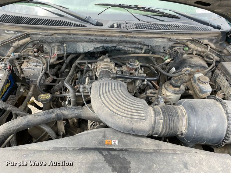 image for item MM9453 2001 Ford F150  SuperCab pickup truck