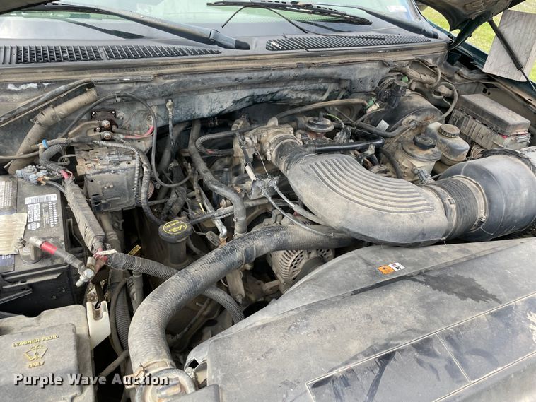 image for item MM9453 2001 Ford F150  SuperCab pickup truck