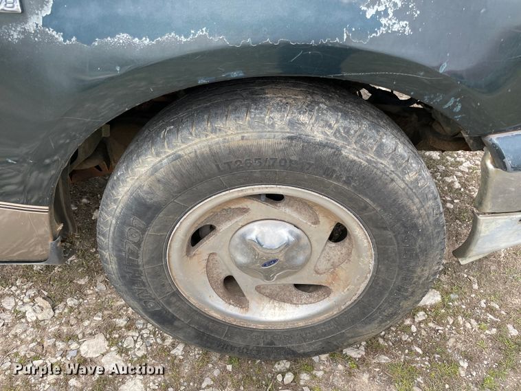 image for item MM9453 2001 Ford F150  SuperCab pickup truck