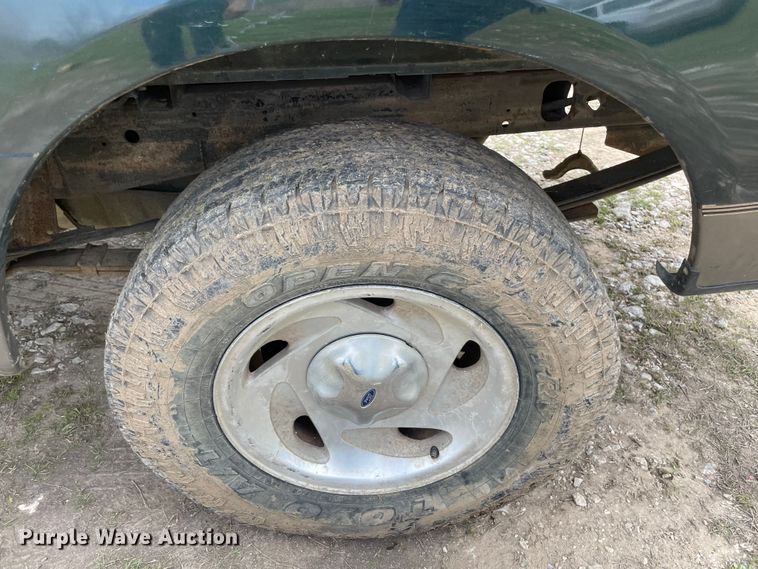 image for item MM9453 2001 Ford F150  SuperCab pickup truck