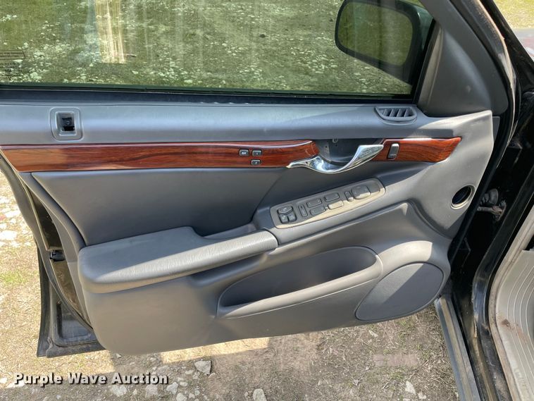 image for item MM9454 2004 Cadillac DeVille