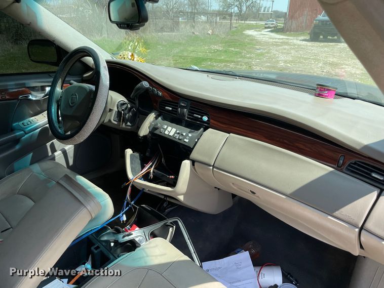 image for item MM9454 2004 Cadillac DeVille