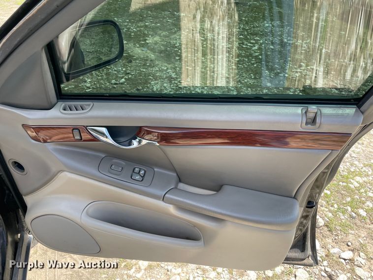 image for item MM9454 2004 Cadillac DeVille