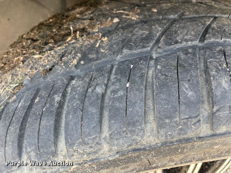 image for item MM9454 2004 Cadillac DeVille