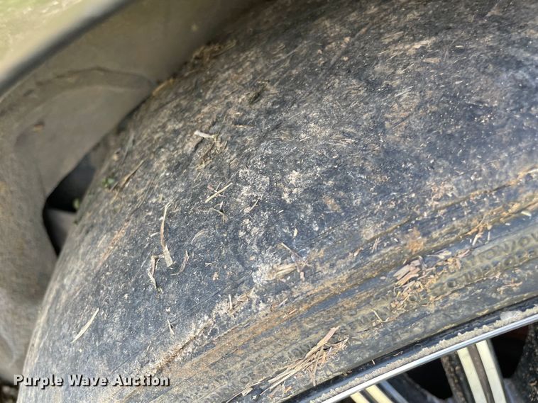 image for item MM9454 2004 Cadillac DeVille