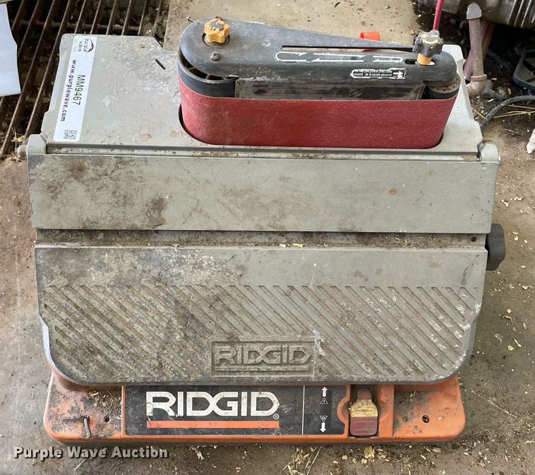 image for item MM9467 Rigid EB44242  oscillating spindle sander