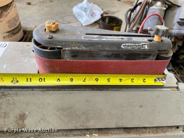 image for item MM9467 Rigid EB44242  oscillating spindle sander