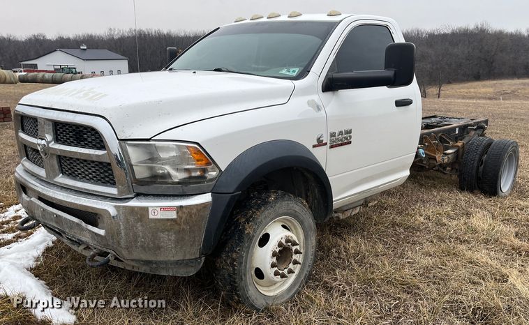 image for item MN9532 2014 Dodge Ram 5500  truck cab and chassis