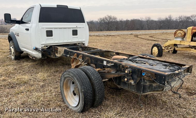image for item MN9532 2014 Dodge Ram 5500  truck cab and chassis