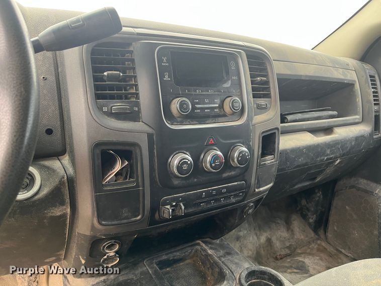 image for item MN9532 2014 Dodge Ram 5500  truck cab and chassis