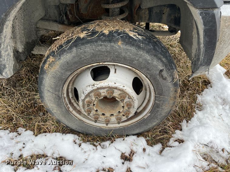 image for item MN9532 2014 Dodge Ram 5500  truck cab and chassis