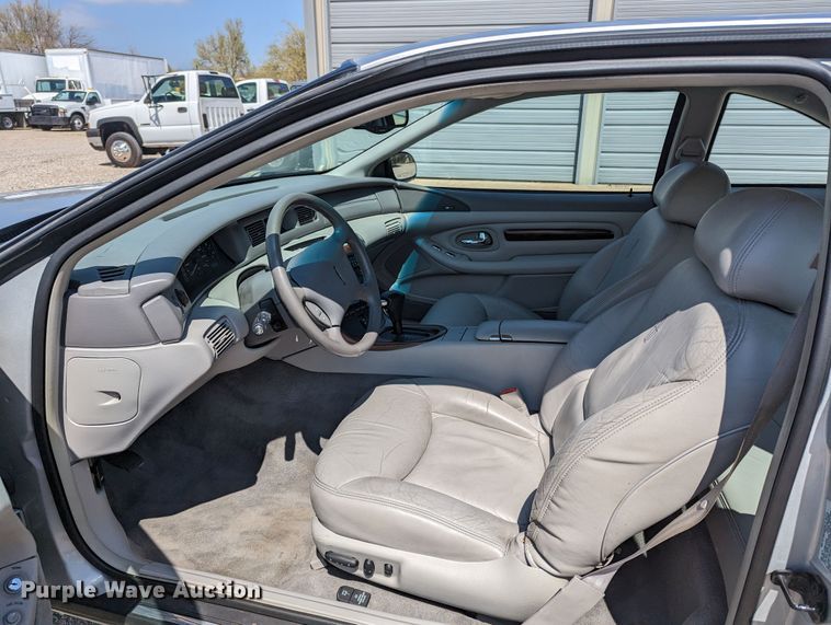 image for item MN9807 1998 Lincoln Mark VIII