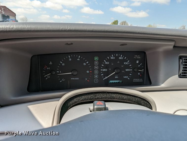 image for item MN9807 1998 Lincoln Mark VIII