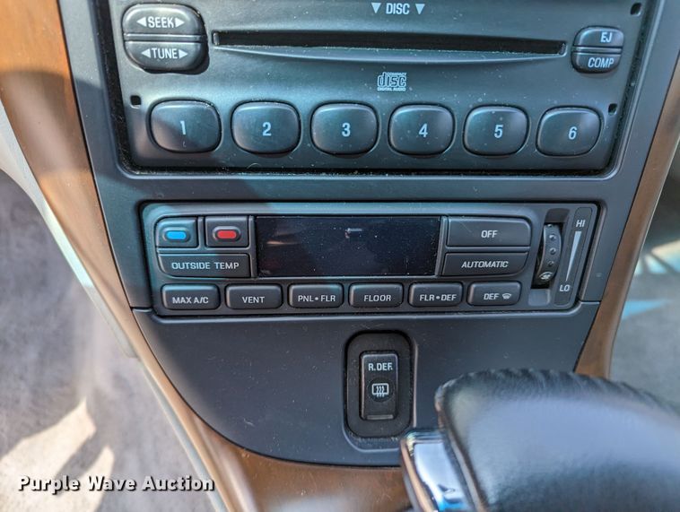 image for item MN9807 1998 Lincoln Mark VIII