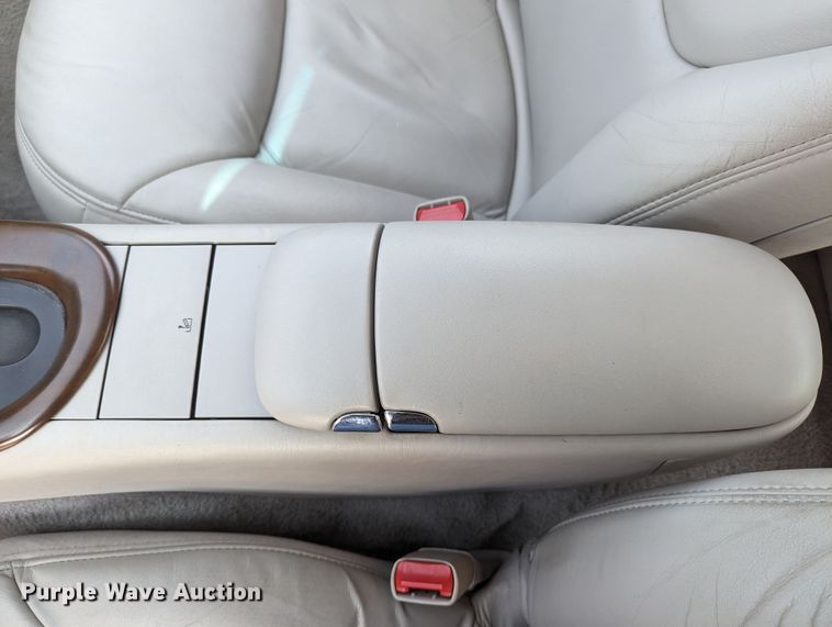 image for item MN9807 1998 Lincoln Mark VIII