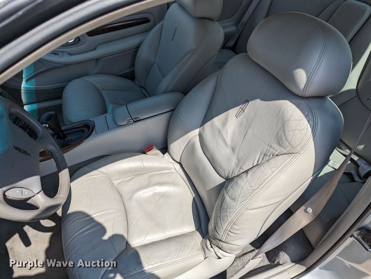 image for item MN9807 1998 Lincoln Mark VIII