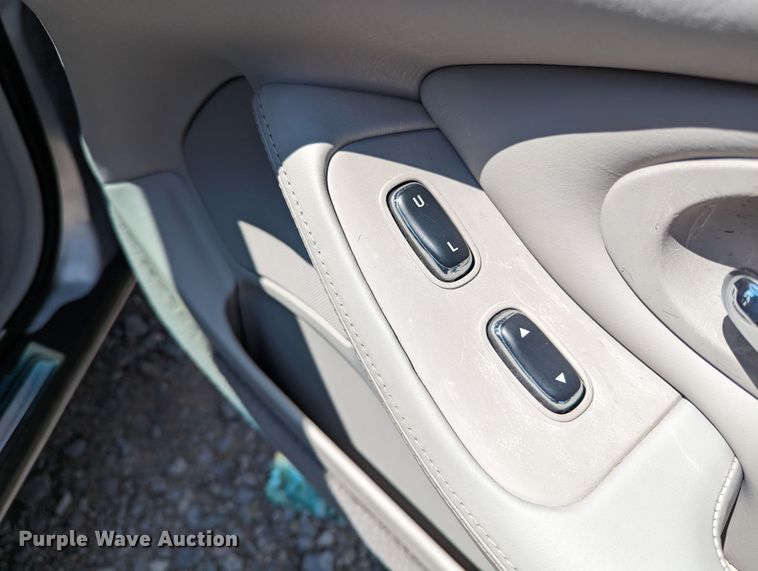 image for item MN9807 1998 Lincoln Mark VIII