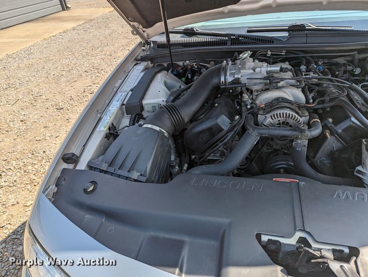 image for item MN9807 1998 Lincoln Mark VIII