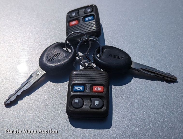 image for item MN9807 1998 Lincoln Mark VIII