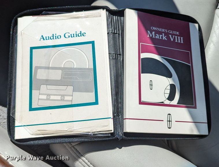 image for item MN9807 1998 Lincoln Mark VIII